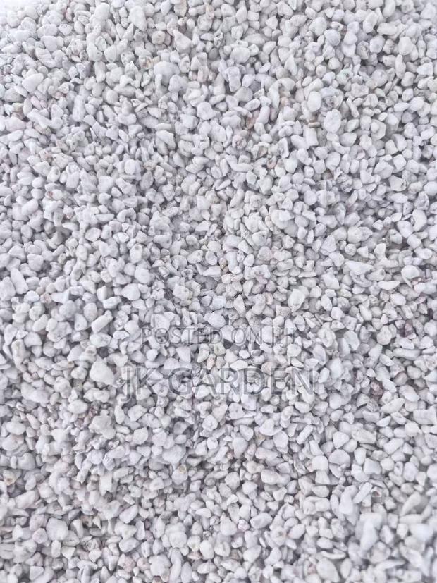Perlite (Size 3-6mm) · Photo 1