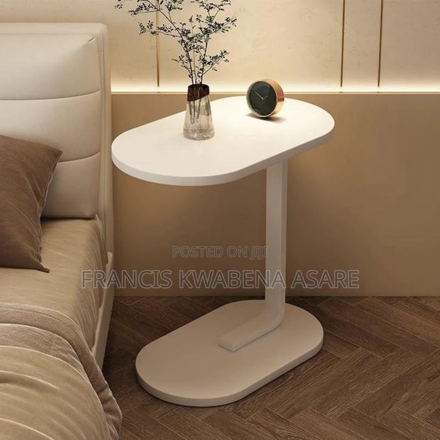Coffee Quality Table /Bedside Table · Photo 4