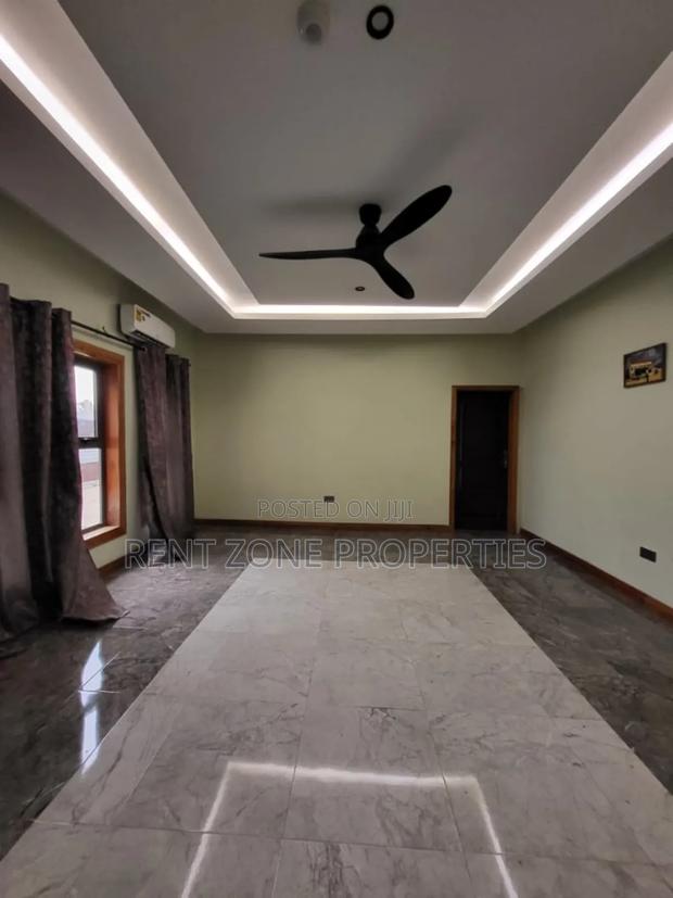 4bdrm Maisonette in Amasaman for rent · Photo 8