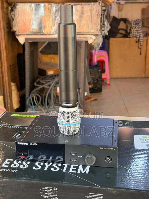 Shure Slxd24/B87a Professional Single Digital Wireless Microphone · Photo 1