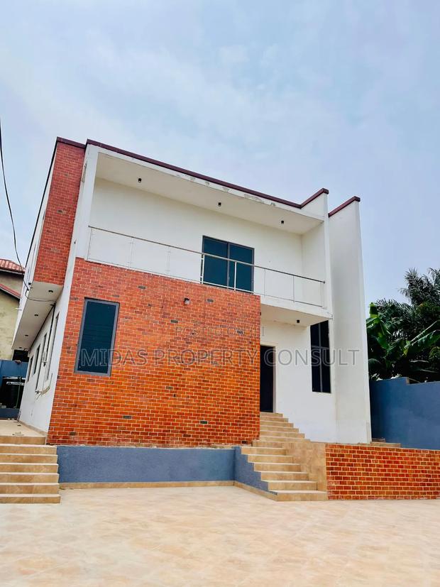 3bdrm House in Kwabenya for sale · Photo 3