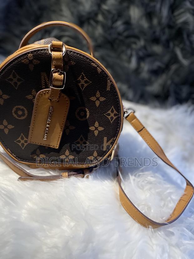 Round Monogram Crossbody Bag. · Photo 1