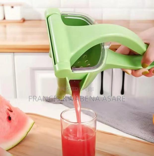 Manual Juicer /Squeezer · Photo 1