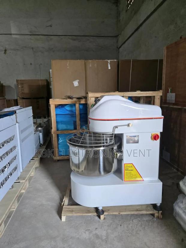 Industrial 12kg Mixer For All Purpose · Photo 1