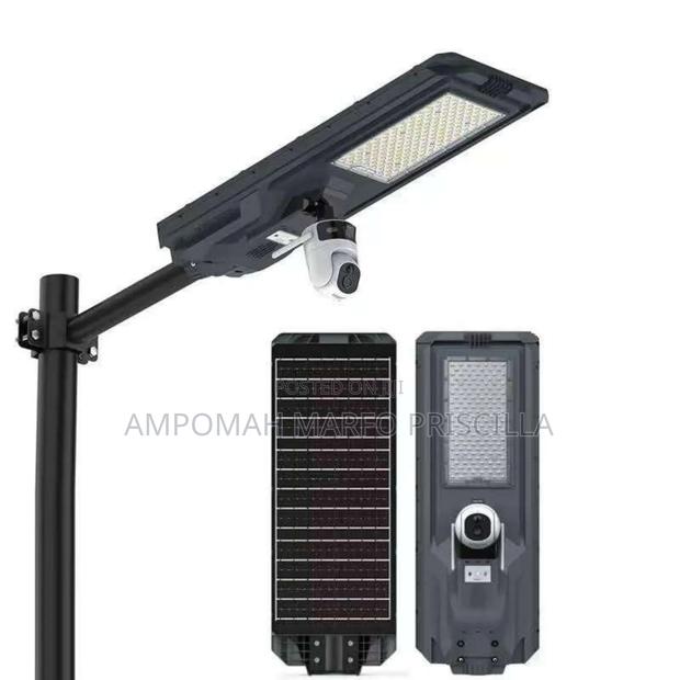 Solar Street Light With Camera · Photo 2