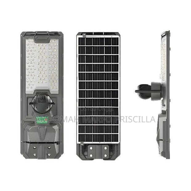 Solar Street Light With Camera · Photo 3