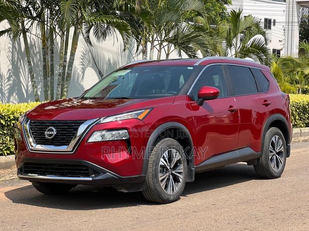 Nissan Rogue SV 2023 Red · Photo 2