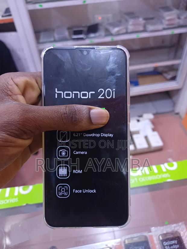 Huawei Honor 20i 128 GB Black · Photo 2