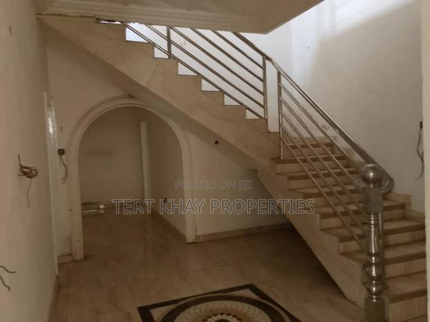 Furnished 5bdrm Mansion in Adiriganor, Adjiriganor for sale · Photo 5