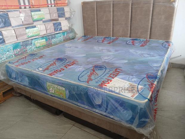 10" High Density Queen Size Mattress · Photo 2