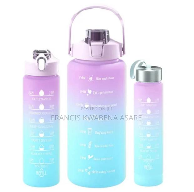 3 in 1 Water Bottle · Photo 1