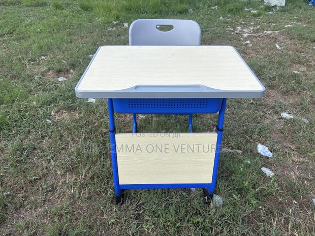 Adjustable Student Desk & Chair · Photo 1