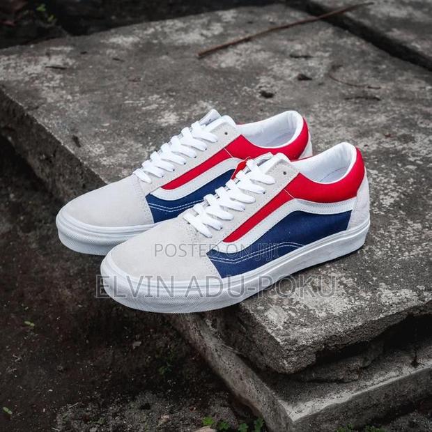 Vans Comfycush Old Skool Sneakers In Different Colours, Swipe>>>> · Photo 2