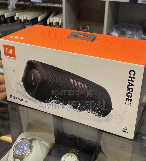 JBL Charge 5 · Photo 1