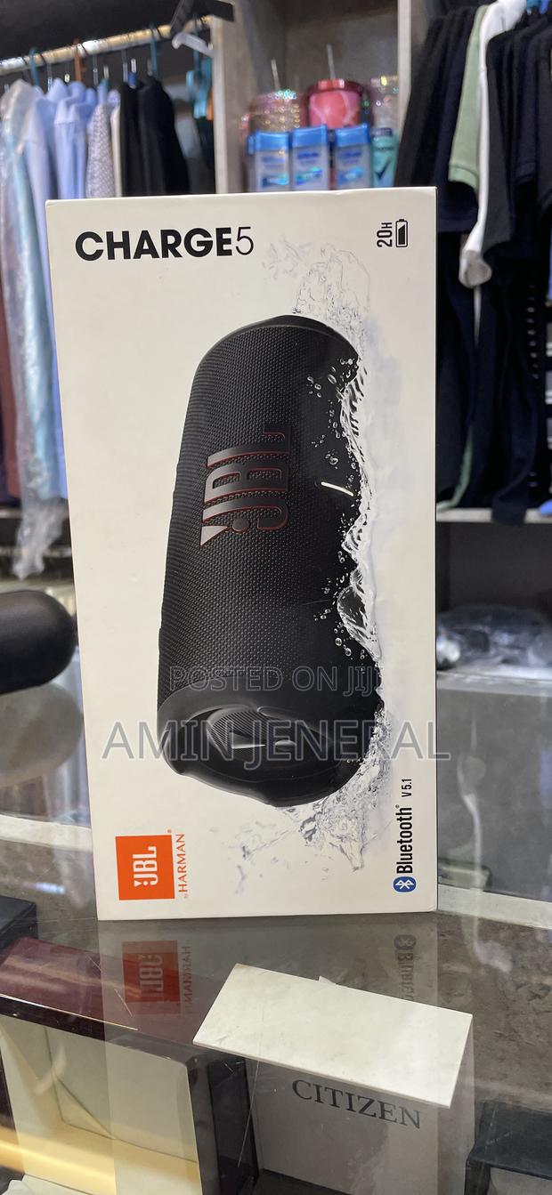JBL Charge 5 · Photo 2