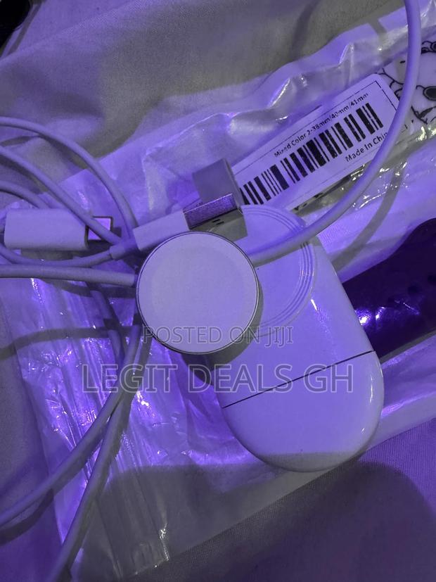 Series Watch Charger · Photo 3