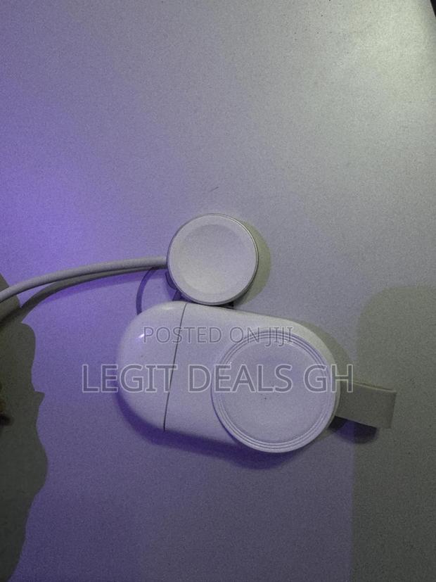 Series Watch Charger · Photo 2