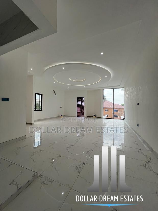 4bdrm House in Haatso for sale · Photo 8