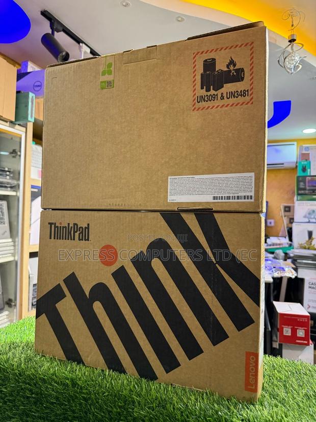 New Laptop Lenovo ThinkPad T14 G4 16GB Intel Core I7 SSHD (Hybrid) 1T · Photo 3
