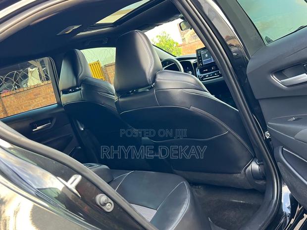 Toyota Corolla XSE 2022 Black · Photo 5