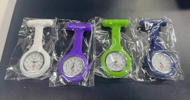 Nurses Watch (Plastic and Metal) · Photo 2