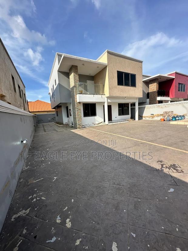 4bdrm House in East Legon for sale · Photo 1