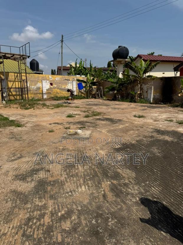 2bdrm House in Paraku Estate, Spintex for sale · Photo 5
