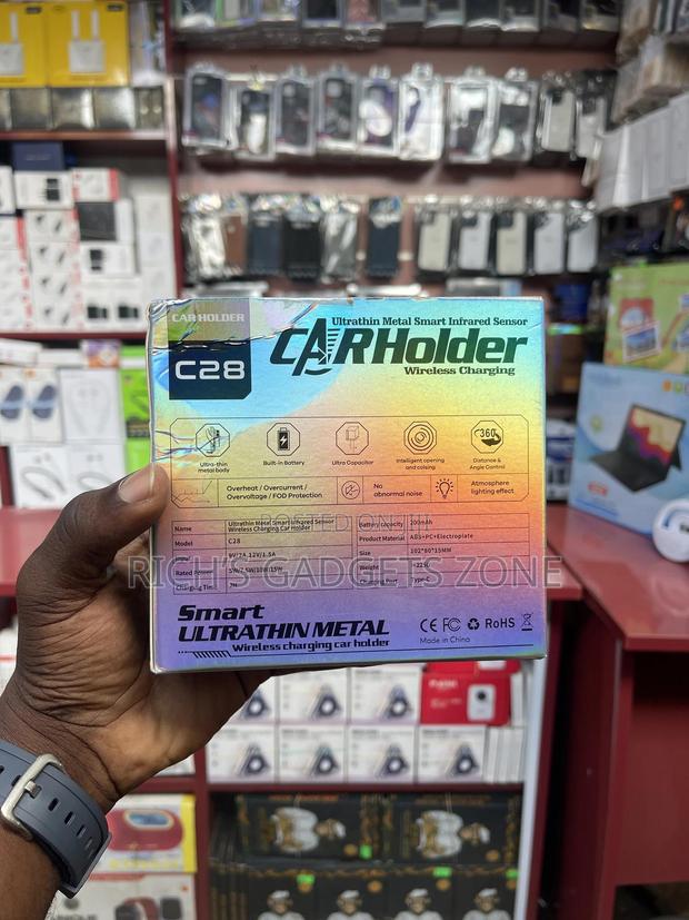 Upgrade Your Drive With the C28 Smart Infrared Car Holder! · Photo 6