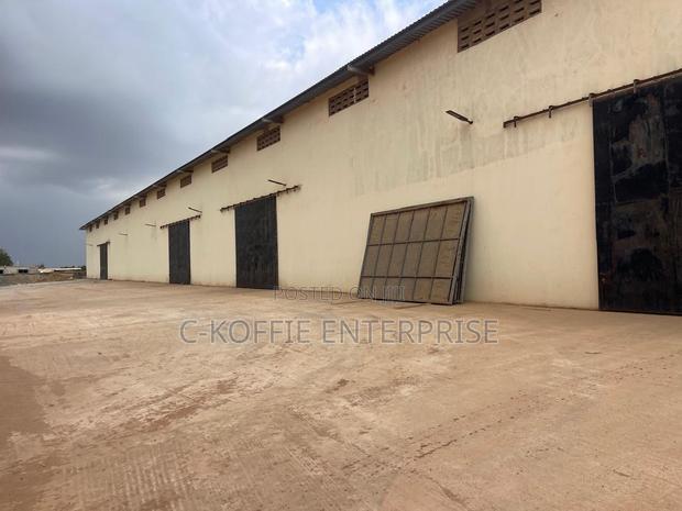 750 SQM Warehouse at Tema Valco Roundabout for Rent · Photo 3