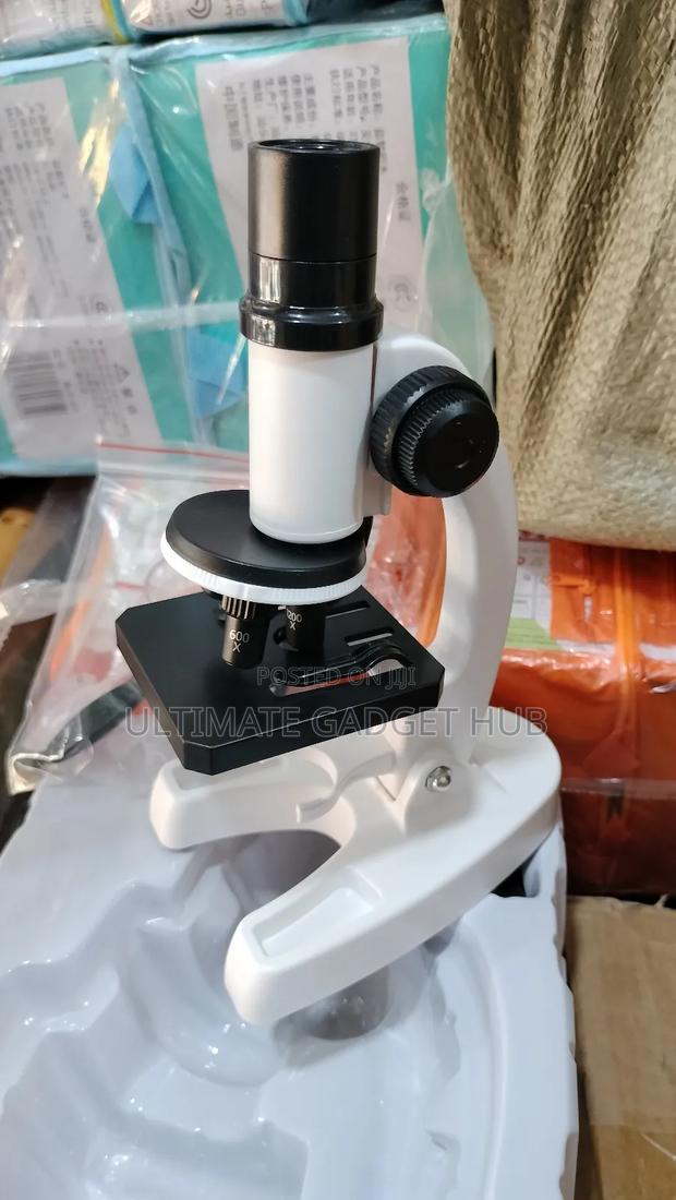 Scientific Microscope · Photo 2