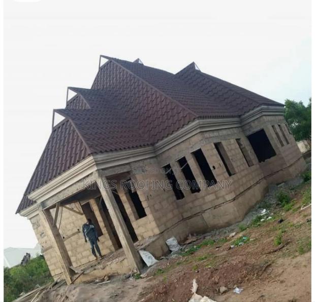 Exclusive Designed Stone Coated Euro Roofing Tiles Project · Photo 1