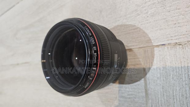 Canon Ef 85mm F/1.2l Ii Usm Lens · Photo 3