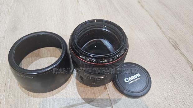 Canon Ef 85mm F/1.2l Ii Usm Lens · Photo 4