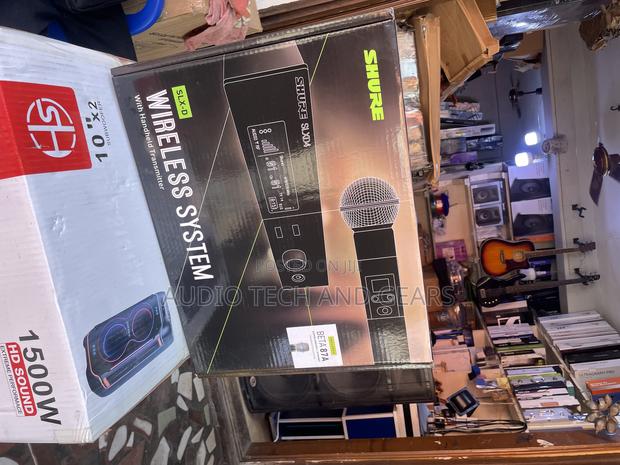 Shure Slxd4 Wireless Microphone · Photo 3