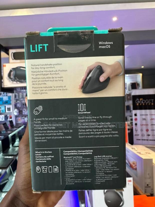 Logitech Lift Vertical Ergonomic Wireless Mouse · Photo 3