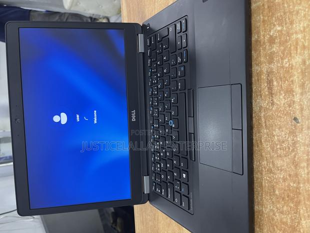 Laptop Dell Latitude 14 E5470 8GB Intel Core I3 HDD 512GB · Photo 2