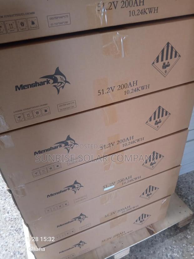 Solar Lithium Battery 51.2v 200ah · Photo 3