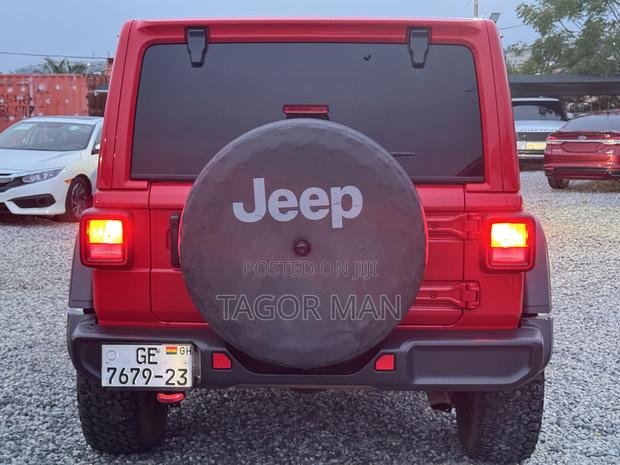 Jeep Wrangler 2022 Red · Photo 4