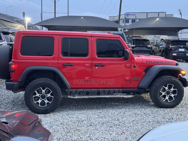 Jeep Wrangler 2022 Red · Photo 5