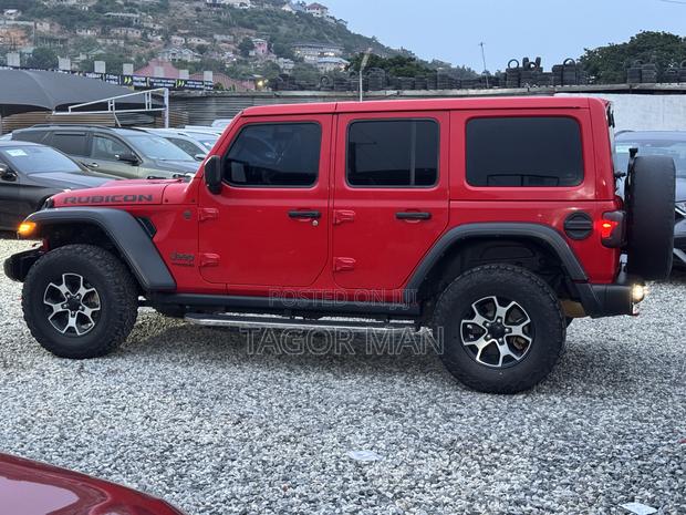 Jeep Wrangler 2022 Red · Photo 8
