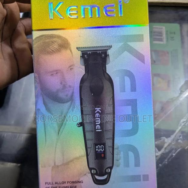 Kemei Rechargeable Km-2293 Clipper · Photo 4