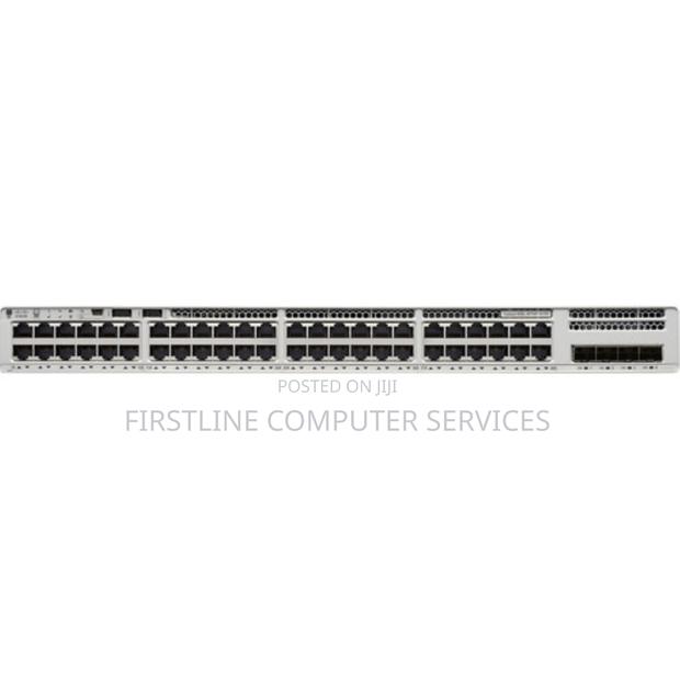 Cisco Catalyst 9200 C9200l-48p-4x Layer 3 | 1 Year Network · Photo 1