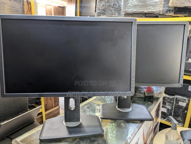Dell P2414hb Full Hd 24 Inch Led Backlit Monitor · Photo 1