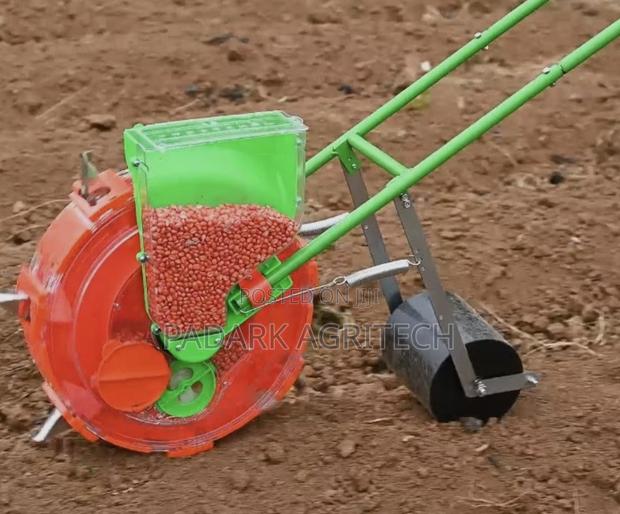 Planting Machine · Photo 1