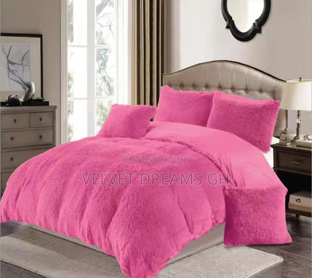 6-Piece Fluffy Duvet Set Soft, Cozy Luxurious · Photo 5