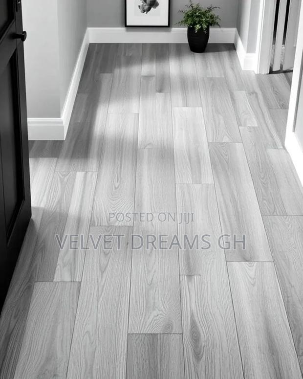 Peel And Stick Floor Tile, 36-pack 54 Sq. · Photo 4
