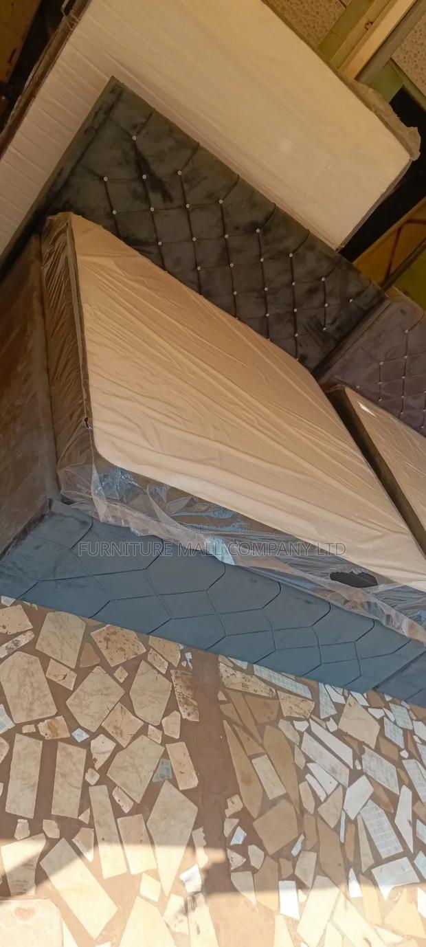 Family Queens Frame With Mattress · Photo 1