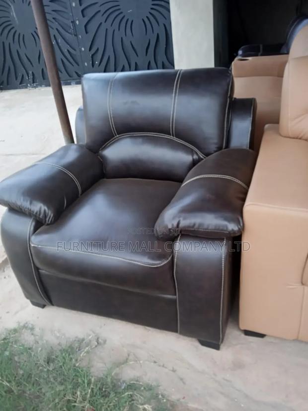 Solid Sofa Set Available as Seen · Photo 3