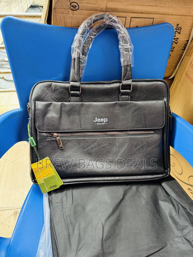 Pure Leather Jeep Laptop Bag With a Shoulder Strap. · Photo 1