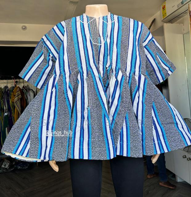 Blue and White Fugu · Photo 2